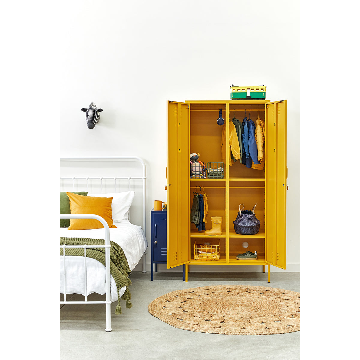 The Twinny Locker - Image 48